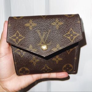 Authentic Louis Vuitton Monogram Trifold
